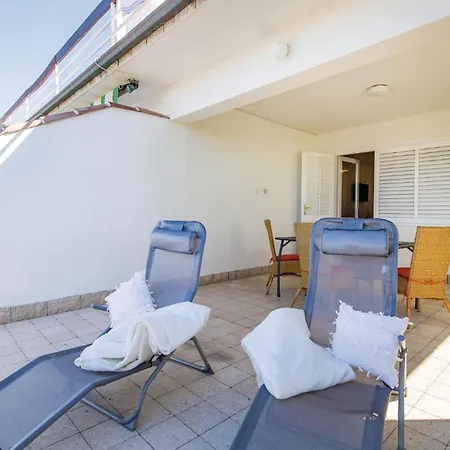 公寓 Lovely In With Wifi