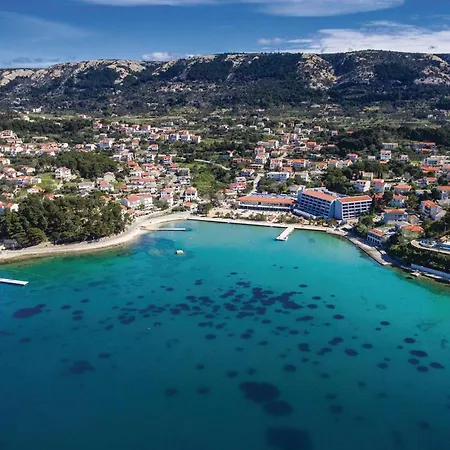 公寓 Lovely In With Wifi